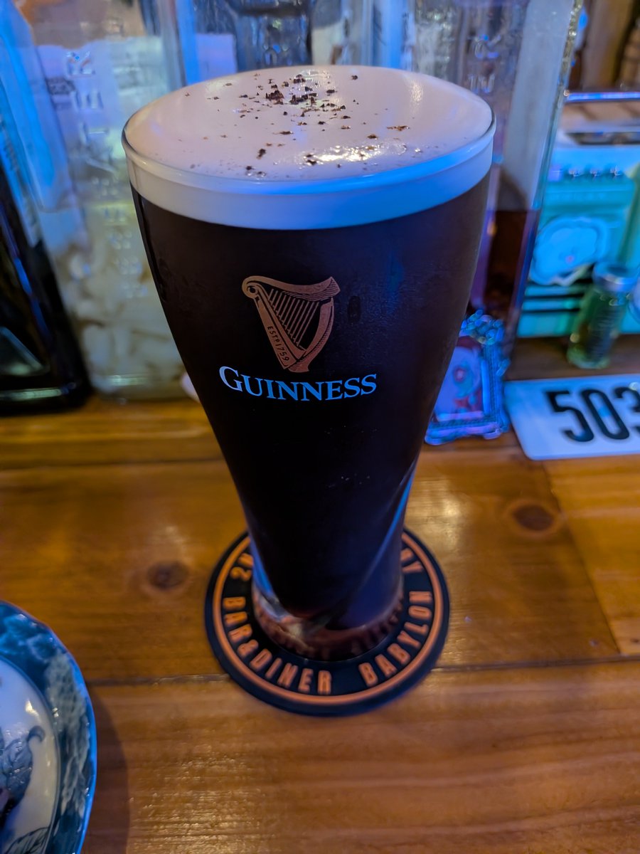dinamic249's tweet photo. 昨日の某行きつけのコーヒーギネスと秋刀魚の生姜煮が最高な夜。 https://t.co/P6FeFxKlmo