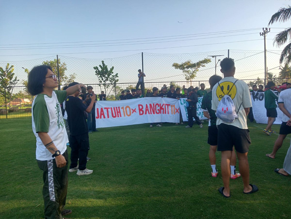 NorthWall76's tweet photo. BANGKITT MANN!! @PSSleman https://t.co/dqvfUHgYRU