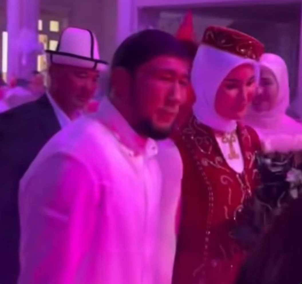 lefthookclub's tweet photo. 💍Myktybek Orolbai Just Got Married

THE GOAT WILL BE BACK STRONGER THAN EVER. 💪 https://t.co/WptLF9nozZ