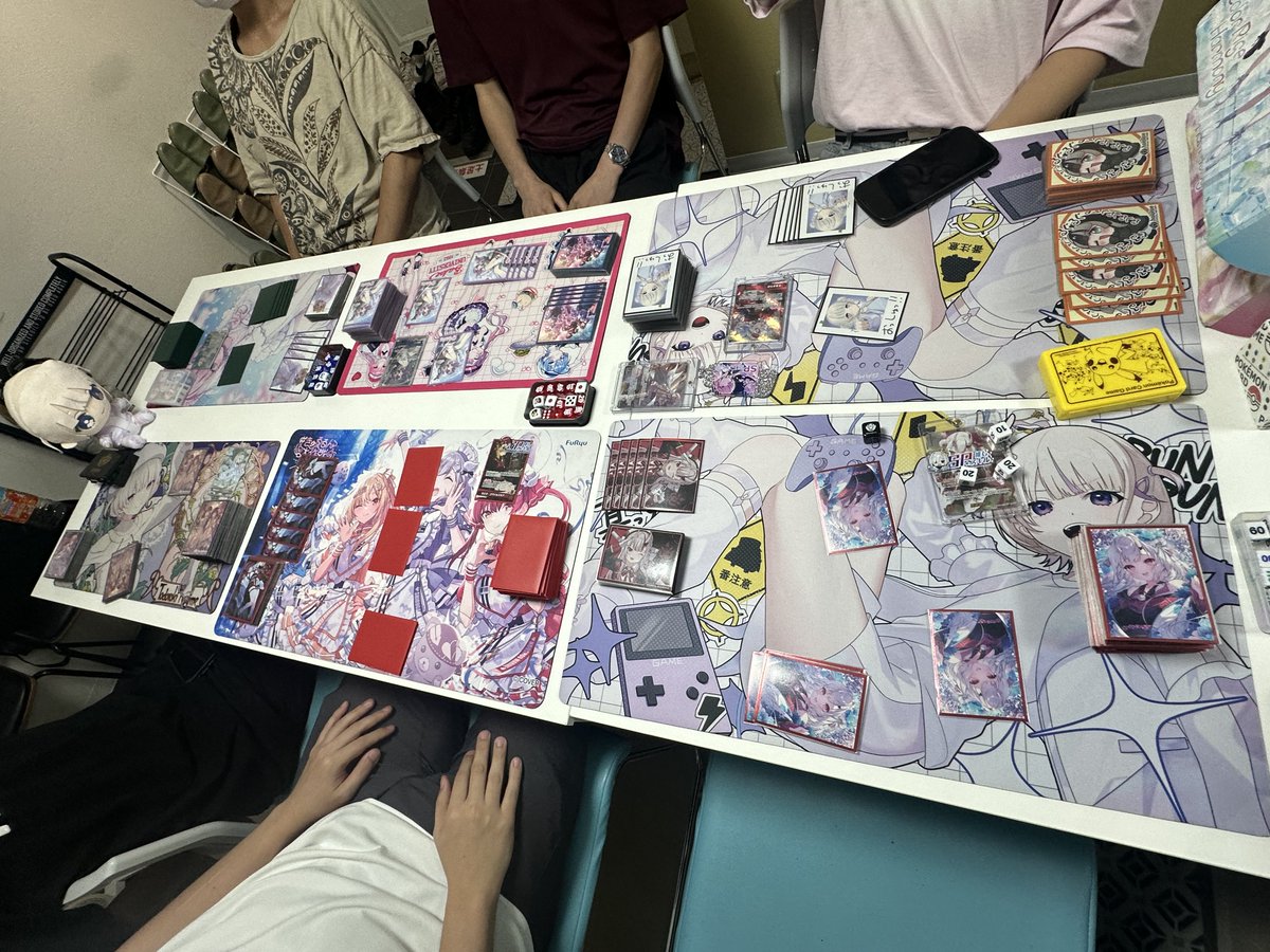 graph0913's tweet photo. 真っす組トリオバトル開始

ライブスタート‼️

#真っす組ホロカオフ会 https://t.co/29O1WWyPuG