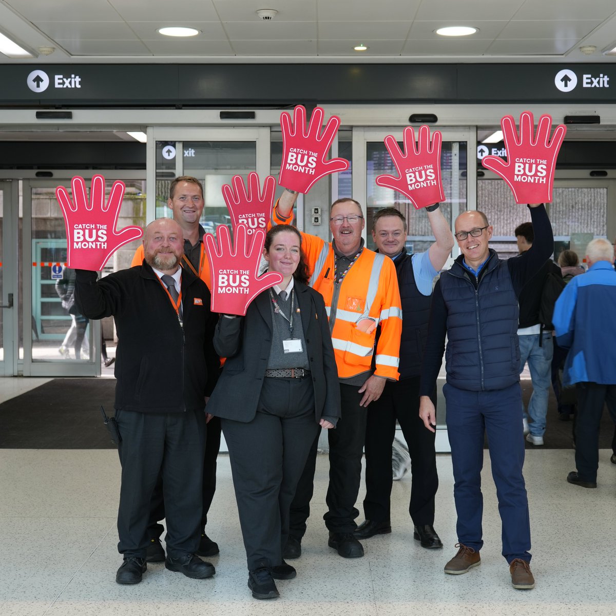 hannabususers's tweet photo. @BusUsersUK with @WeareSPT at Buchannan Bus Station during #CatchTheBusMonthππ
#GetOnBoard #LoveTheBus https://t.co/yn6kgex565