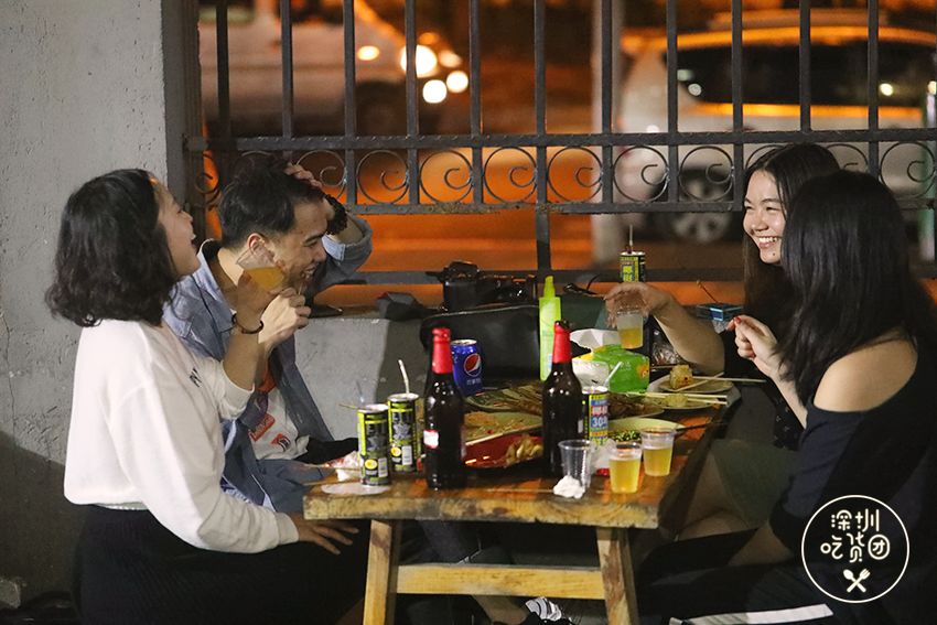 gryhim's tweet photo. Long time no see, my old crew! Grabbed cold beers, laughed till our sides hurt, and turned a random night into the best memory this month https://t.co/bbhRKL9o89