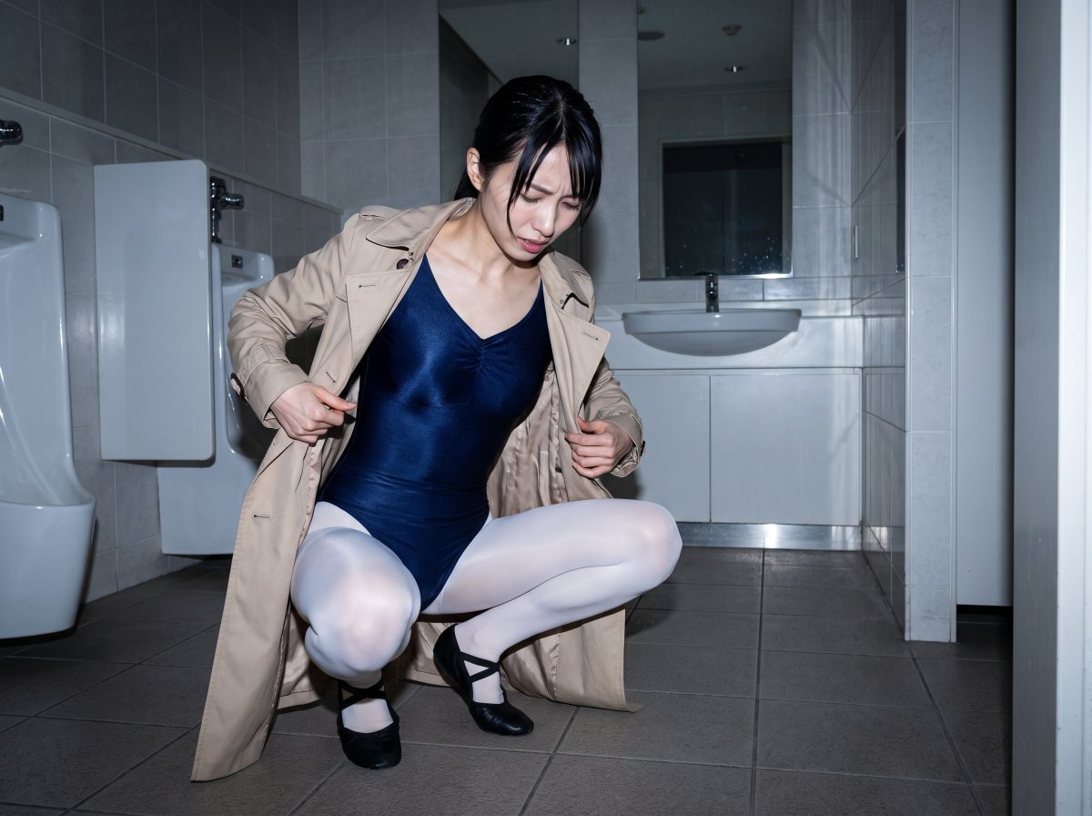 secondskin_life's tweet photo. #AIイラスト #着衣羞恥露出 #レオタード #タイツ #leotard #tights https://t.co/NTfFUm5iM4