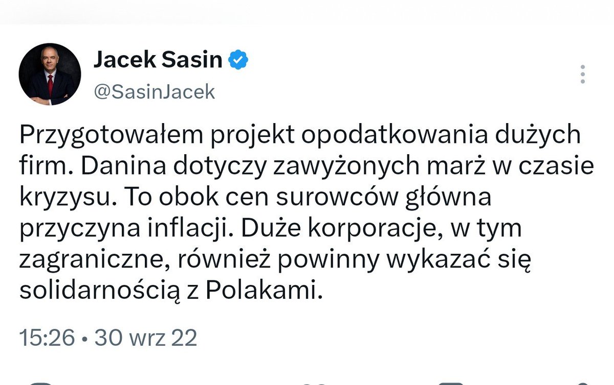 LeskiPiotr's tweet photo. Ależ wije się poseł Kuźmiuk po pytaniu, dlaczego gdy rządzili przyjęli ustawę wprowadzającą podatek od dużych firm. I co ciekawe, ustawa ta działała wstecz. Kto za to odpowiada? Tak, zgadliście, winna jest ówczesna opozycja, która powinna była przygotować wniosek do TK😂🤪 https://t.co/Z6SItP7jHs