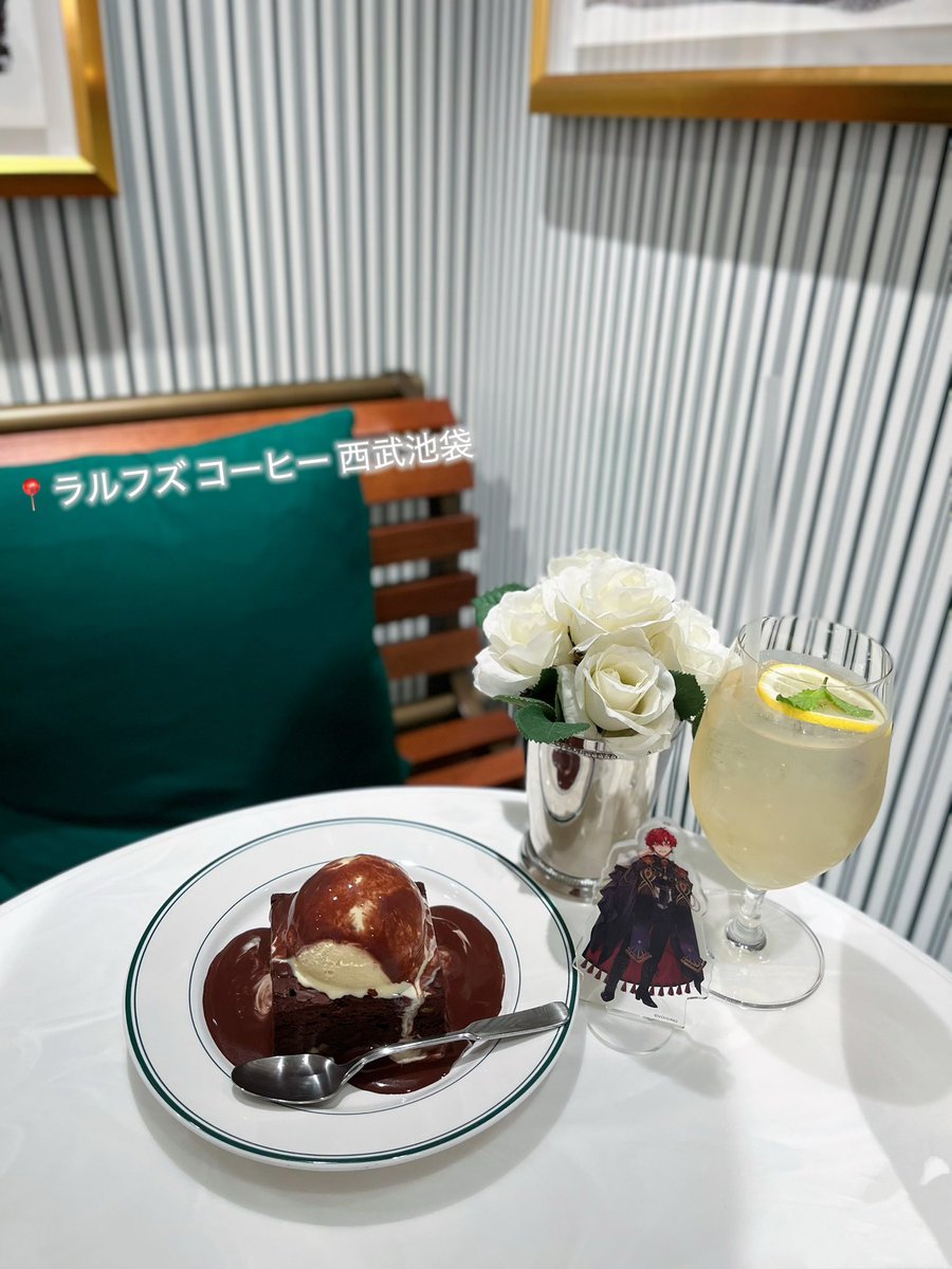 _mielkrk_'s tweet photo. 池袋のカフェでソロ活🫖❤️ https://t.co/x47g1pW0NG