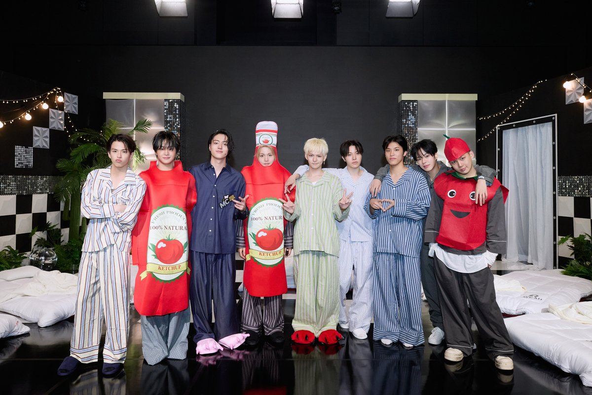ygtreasuremaker's tweet photo. [#TREASURE MAP] EP.88 &amp; 89 트레저 서바이벌 동거동락 STILL CUT 📸

EP.88 ▶️ https://t.co/sfUV9MNpHz
EP.89 ▶️ https://t.co/qDG2nQFR5K

#트레저 #TREASUREMAP #트레저맵
#EP_88 #EP_89 #TEUVIVAL #트레저_서바이벌_동거동락 https://t.co/RbvHCUlM4o