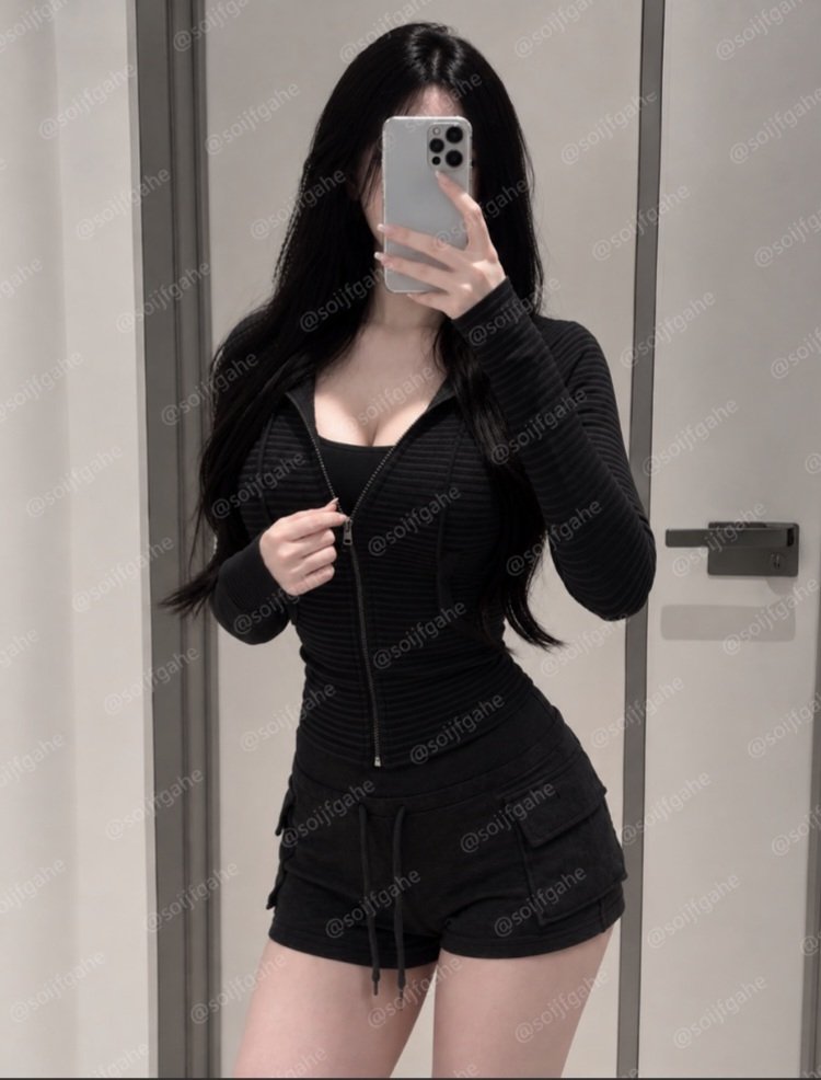 soijfgahe's tweet photo. 여행 좀 다녀왔더니 연락 쌓여있는 것봐🤭
발정난 새끼들 존나 많네ㅋㅋㅋ^^
뭐해? 이제 연휴인데🖤
연락보내고 상납해야지?🖤
말 잘듣는🏧으로 세뇌당해서
뇌좆창되야지🖤 기어와 호구년들아🤭
#핀돔 #핀섭 #펨돔 #상납 #atm #세뇌 https://t.co/ak8o3NV6Qa