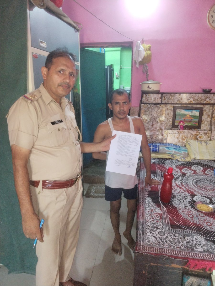 GULSHARMALIK786's tweet photo. @Uppolice @UPPViralCheck @dgpup @Rajeevkrishna69 @adgzonemeerut @digrangemeerut @baghpatpolice @baghpat_sp @SurajRai_IPS माननीय न्यायालय हाई कोर्ट इलाहाबाद में FIR चैलेंज कर रखी हैं दरोगा को सभी डॉक्यूमेंट दे रहे थे और हम सबूत भी दे रहे थे लेकिन दरोगा ने लिया नहीं हम आज घर पर थे लेकिन दरोगा आरिफ अली धमकी देता है की मैं गिरफ्तारी कर लूंगा इसमें FIR में ऐसी कोई बड़ी धारा नहीं है जिसमें गिरफ्तारी हो https://t.co/AlHOp7ZEFF