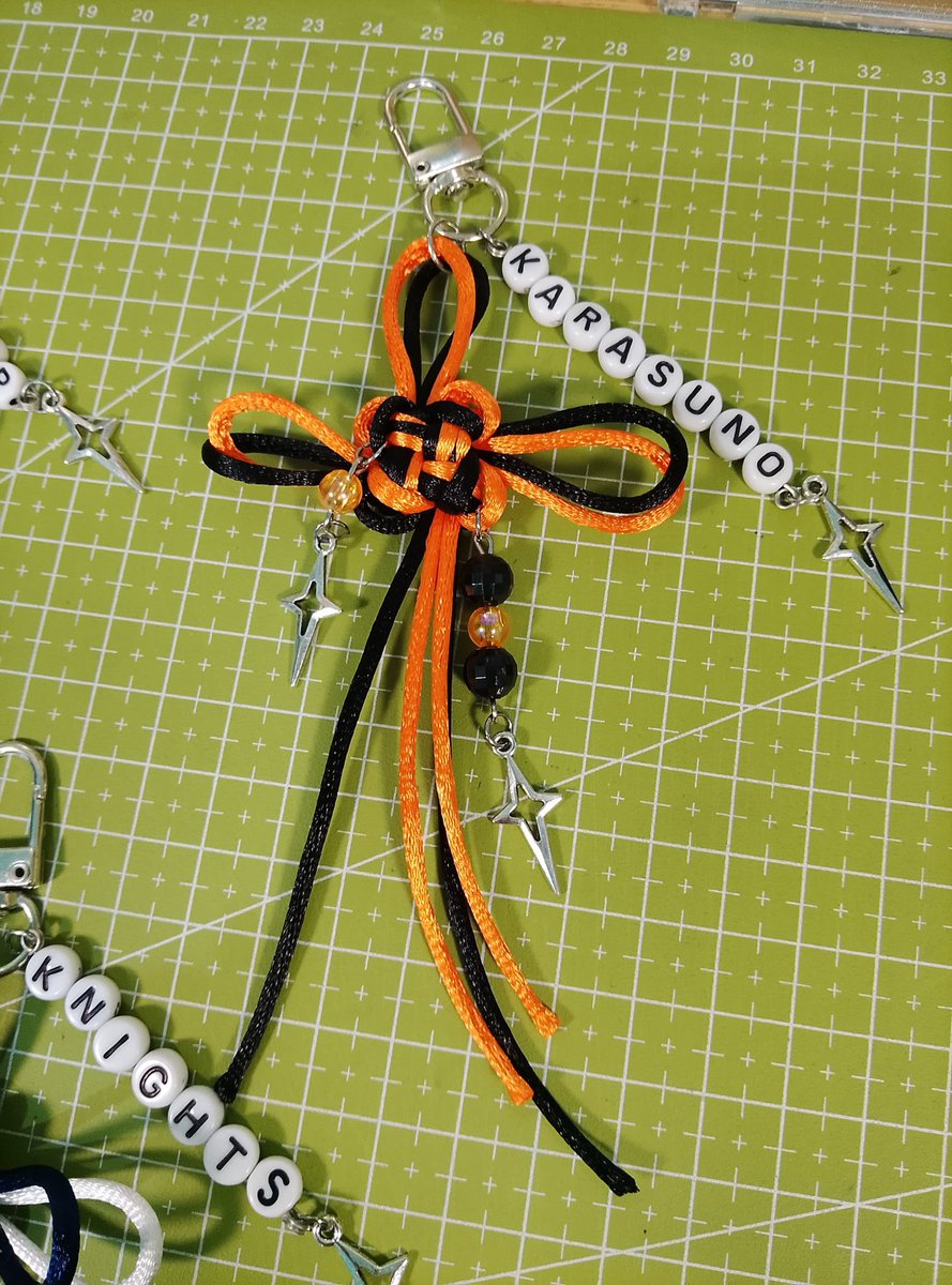 ReiRinandCo's tweet photo. LUCKY KNOT KEYCHAIN INTEREST CHECK!

DROP pilihan fandom kalian di kolom komentar 💬

🏐 Haikyuu!! — per Team
⚽ Blue Lock — per Character
⭐️ Ensemble Stars — per Unit

Fandom dengan peminat terbanyak akan kami prioritaskan untuk OPEN PO terlebih dahulu ✨
#warunganime #zonauang https://t.co/mqSY0Yr4ws