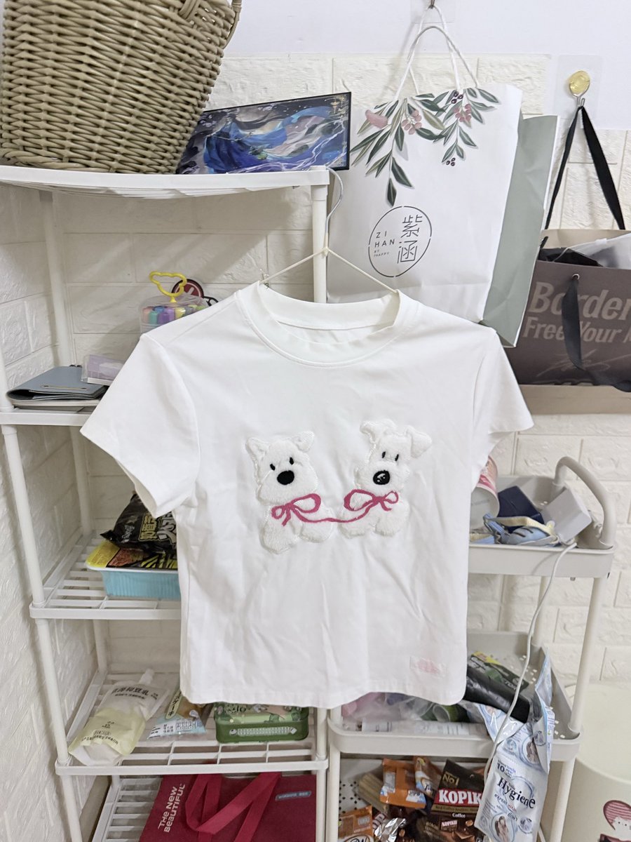 jerinjeryn's tweet photo. ตัวละ 35 
กระโปรง 40 

#ส่งต่อเสื้อผ้า #เสื้อผ้ามือสอง #ส่งต่อเสื้อผ้ามือสอง https://t.co/GvmCYFczhU