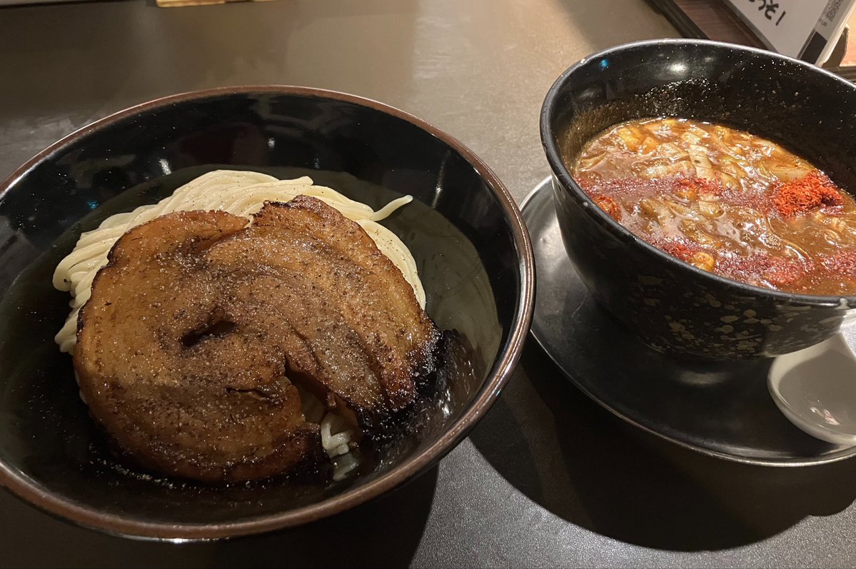 atorie_shinto's tweet photo. 大阪案内役ラスト
3日間めっちゃ楽しかった https://t.co/CYsUZw1aac