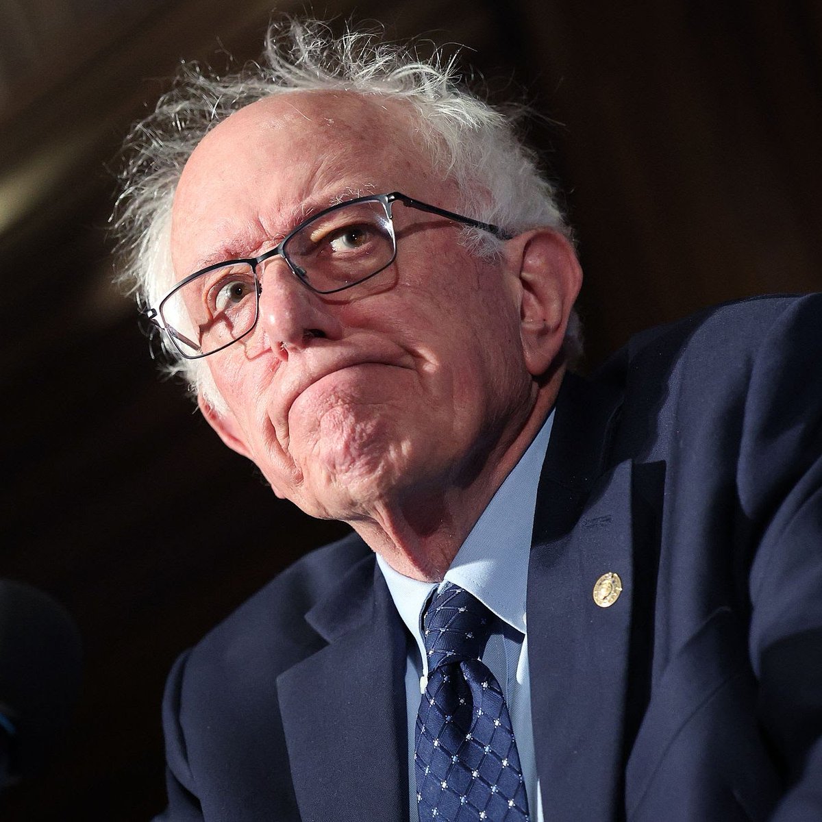 coinbureau's tweet photo. 🚨BREAKING: 🇺🇸Sen. Bernie Sanders unveils bill that would BAN superintelligent AI worldwide.

The “Ban Artificial Superintelligence Act” would permanently ban its development and deployment in the US.

It would also pause advanced AI development until a new Department of AI sets safety rules.

The bill would direct the US to work with other countries to prevent its development elsewhere.