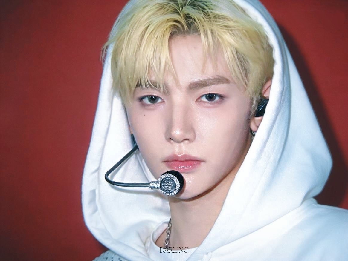 HAODARLING5's tweet photo. 今日フード姿だね🥺 https://t.co/2uqHlPBvYF