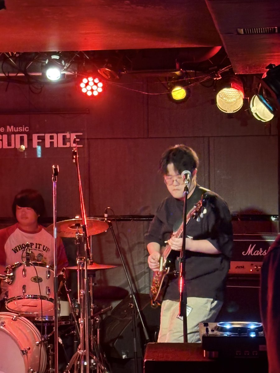 SUNFACE_LIVE's tweet photo. https://t.co/WgvM0eMHM1 
燦々日和　明日から本気出す。編

RAGTAG HERO https://t.co/5fHNxVucTV
