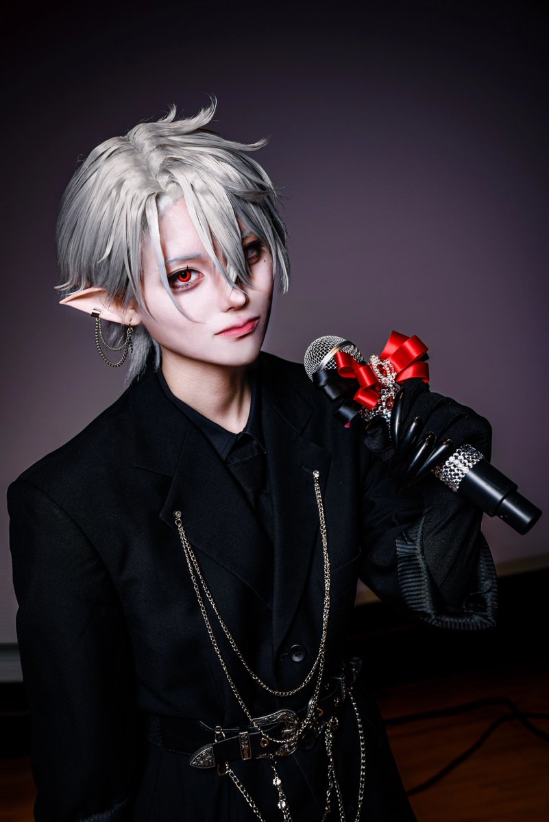 8GRxaeSj7s10615's tweet photo. 🌈🕒️/🎲　コスプレ

"お絵かき加工"で　

　　　　　　ビジュイイじゃん

#ミヤテラ https://t.co/M0urwNCnDb