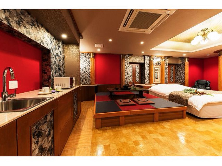 ikoma567's tweet photo. 最終日はゆったりおくつろぎください♪

 #コロナ #ラブホ #休憩 #宿泊 #お泊まり #女子会 #ビジホ #奈良 #生駒 #クーポン #奈良 #生駒 #生駒市 #ラブホテル撮影 #カラオケ #李萌子 https://t.co/JcTufH67I1