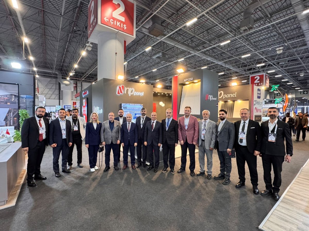 nppaneltr's tweet photo. MÜSİAD EXPO’nun ilk gününde, sektör profesyonelleri ve değerli ziyaretçilerimizle standımızda bir araya gelmeye devam ediyoruz.

NP Panel olarak yeni iş birliklerine, sektörel buluşmalara ve güçlü bağlantılara ev sahipliği yapan MÜSİAD EXPO’da sizleri standımıza bekliyoruz. https://t.co/9dgYPlGUgH