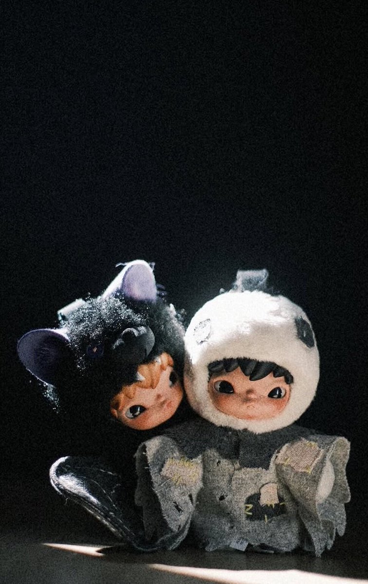 sexglows's tweet photo. hirono blindboxes look like hollanov ?? oh my god this is my niche guys. LOOK AT THEM. https://t.co/xNFjiqq13L