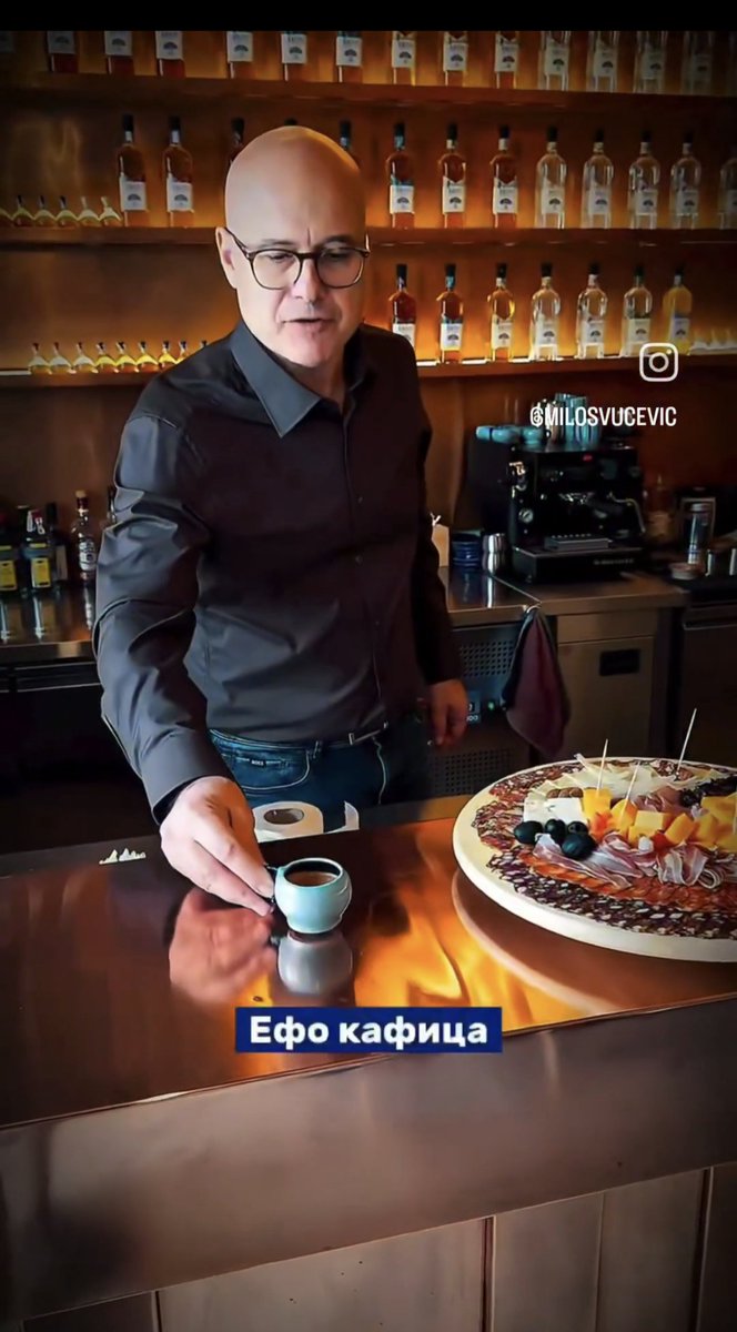 super_cerealSP's tweet photo. @radomir_martin Nije više ćaci, sad je faci https://t.co/udGBRmtLeG