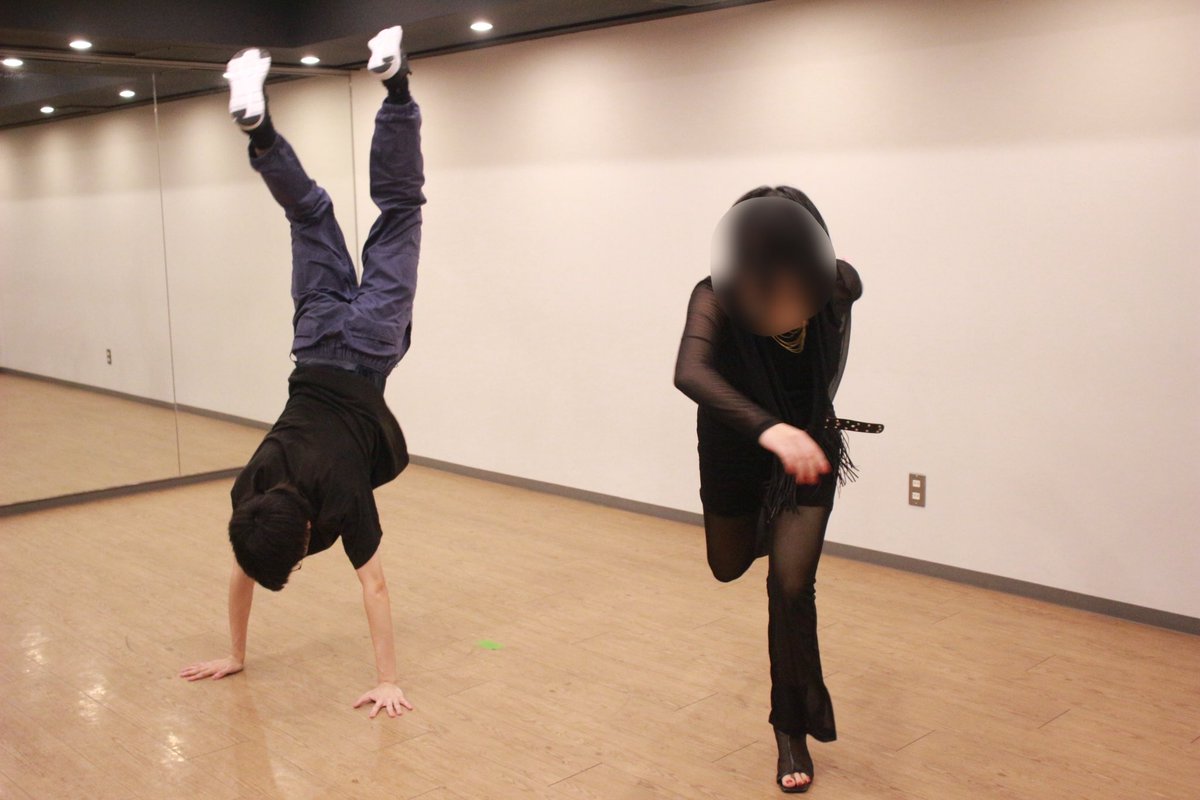 saiba_cos_DJ's tweet photo. #踊みた交流会 即興で乃亜さんと踊った時のフリーズをバッチリ撮ってくれていました‼️感謝‼️
いきなり約1年前の振付指定して｢これ踊れるか⁉️｣って聞いて二つ返事でOKしてくれた乃亜さんはすげえよ https://t.co/2Rfu943qnB