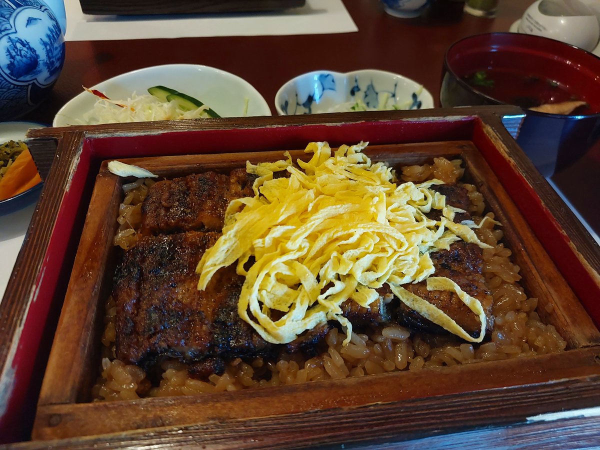 bsmsinju's tweet photo. (*´∀人)　感　謝　！

せいろ蒸し

最高に美味しいです　タレがご飯にまんべんなく染みて
最後までﾊﾌﾊﾌｯ　生きててよかた

( '༥' )ŧ‹”ŧ‹” https://t.co/QtQMUEqr9F