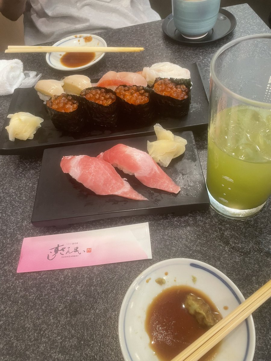 yusutas's tweet photo. ほんとはトリトンに行きたいんだけどすしざんまいきちった、てへ https://t.co/6i6a1JVY4Z