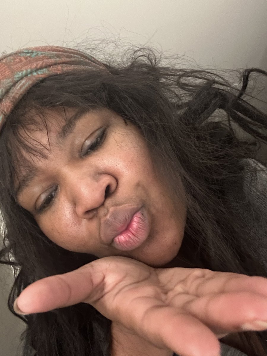 nattiesworldd's tweet photo. Rise and shineee. Anxiety on 10. Colposcopy today. Lawwwwd. We got this! Hold my hand through the phone pleaseeee 🤍 https://t.co/nXkBMlaA19