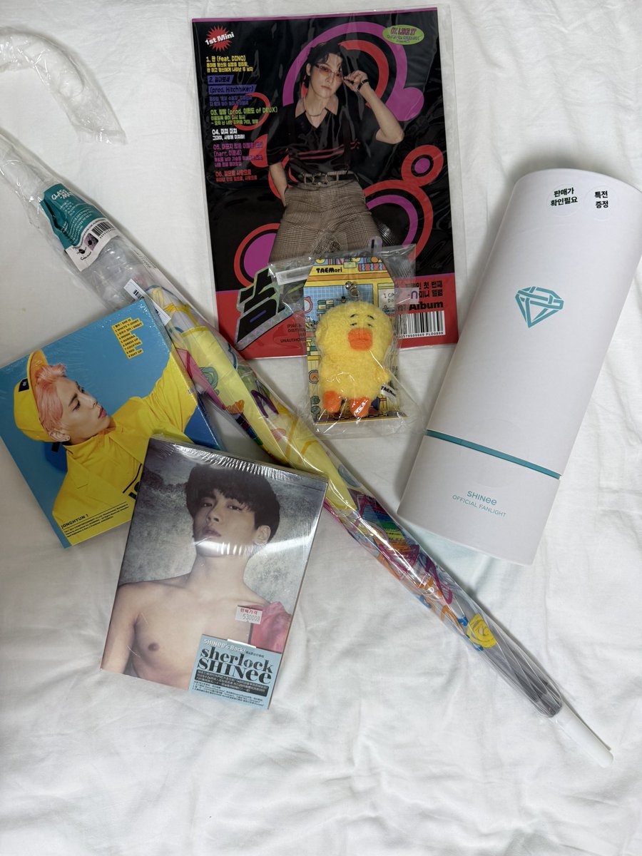 PurpleBlood_cg's tweet photo. Personal order ! 
If you want something from Korea, I can buy it for you as a personal shopper. Don’t hesitate to dm me 🫶

#proxy #kpop #gom https://t.co/QpLCzOaYFI