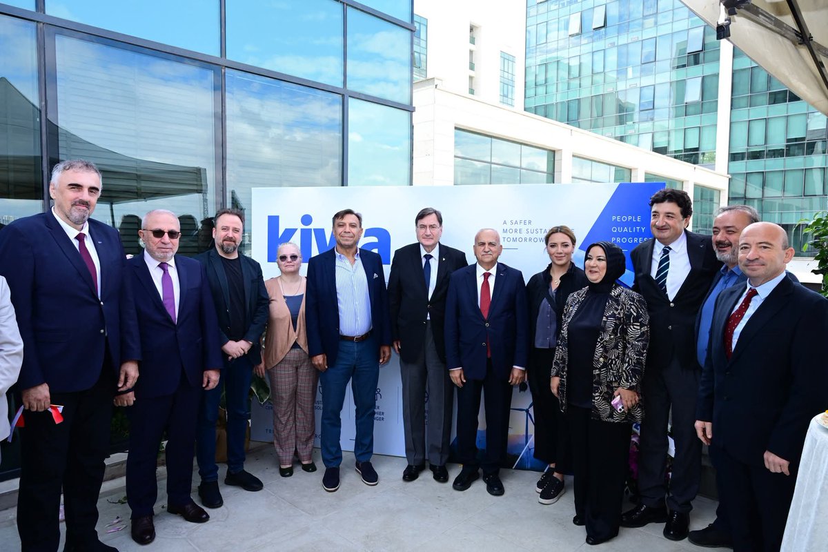 ucuncusayfa06's tweet photo. Kiwa Ankara’daki merkezini OSTİM’de açtı
 https://t.co/shznFewkT5

@ostimosb https://t.co/0Io969CBzv