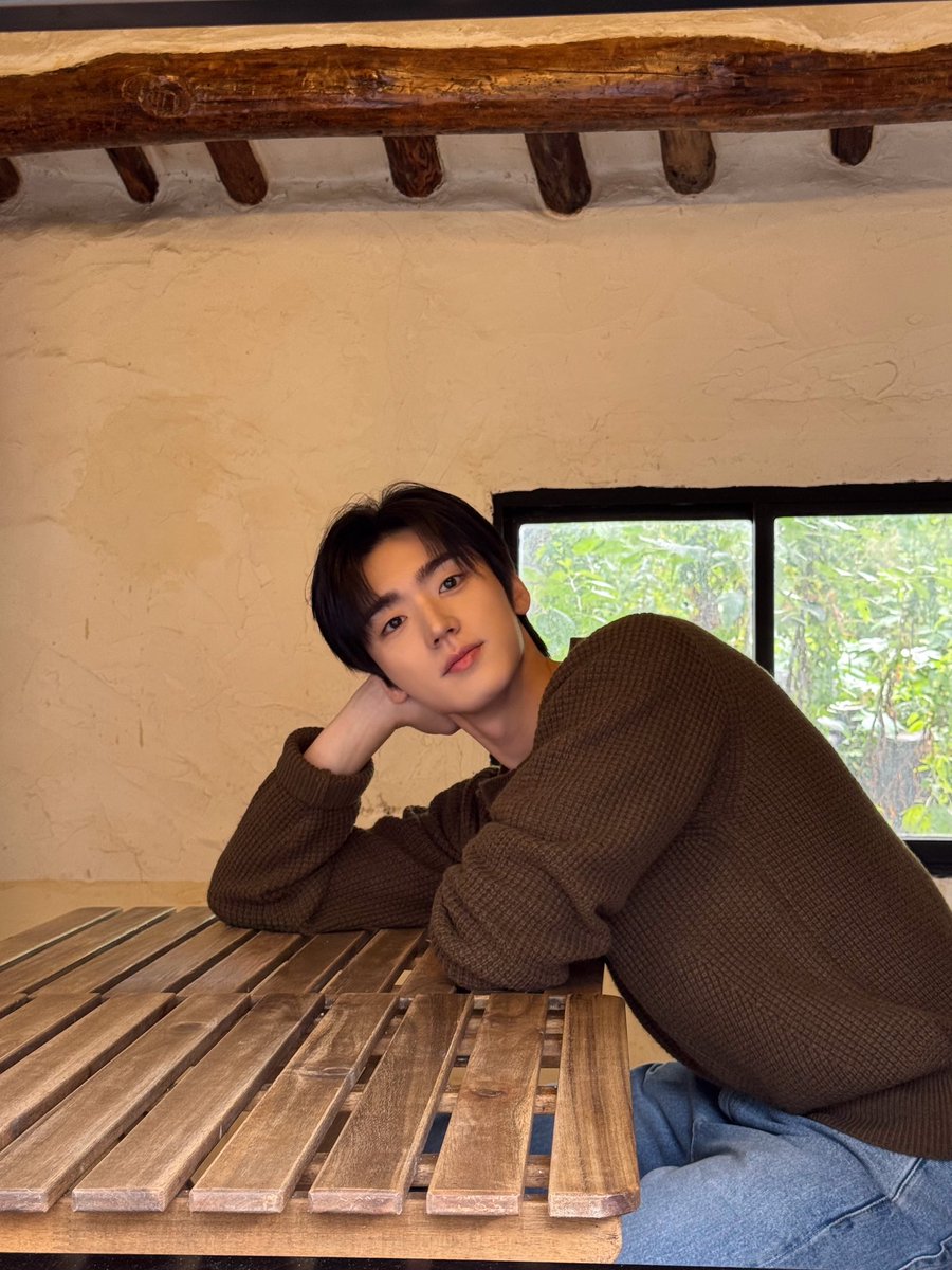 yuufohj's tweet photo. 현준이님 외모 물 제대로 오르셧다 https://t.co/yrhVr0piIB