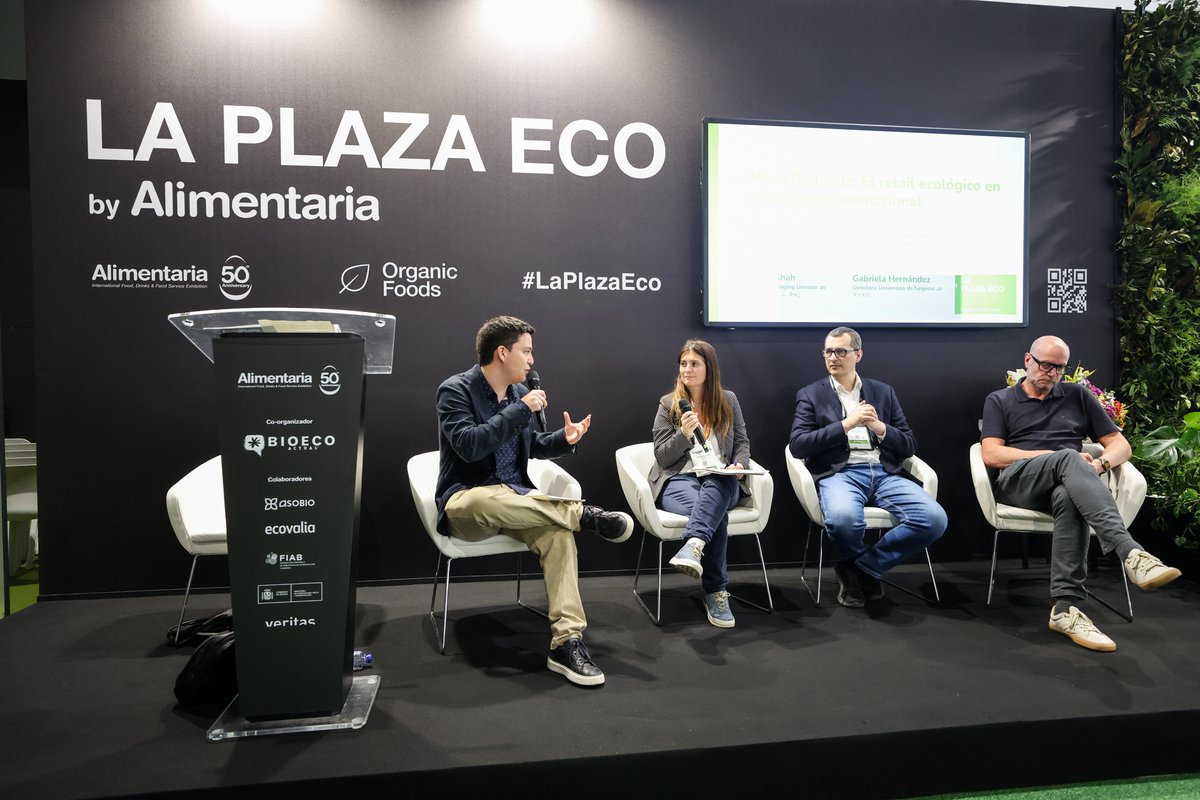 AlimentariaBCN's tweet photo. ¿Sabías que más de 470 expositores de #Alimentaria 2026 contaron con productos ecológicos certificados? 🌱

Hoy celebramos el #EUOrganicDay con Organic Foods, #LaRutaEco y #LaPlazaEco.

Con la colaboración de @BioEcoActual https://t.co/y3YUQnJtJP