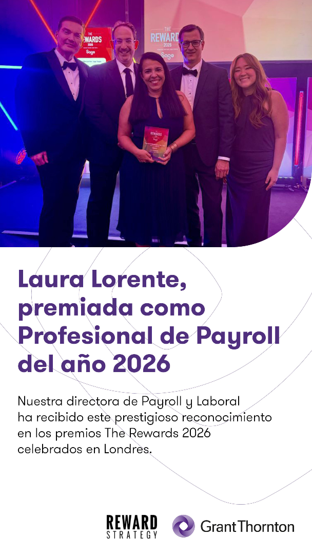 GrantThorntonSp's tweet photo. Orgullosos de ver a Laura Lorente distinguida como Payroll Professional of the Year en The Rewards 2026, los prestigiosos premios organizados por Reward Strategy en Londres.

Un merecido reconocimiento a su liderazgo y contribución al desarrollo de una función clave para las organizaciones. 👏