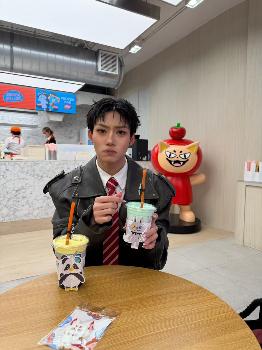 LYKNofficial's tweet photo. เนื้อน้องอร่อยที่ฉุด 🐺🤏🏻 @_LYKYOU 

#LYKN
#LYKYOU https://t.co/66N4YmMkds