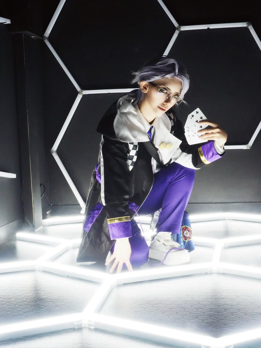 wam72aq0's tweet photo. ⚠︎︎Cosplay:twst🐙

♟ Azul Ashengrotto

           ── Game Start ──

.
📸Photo: 白狼さん@hakuryoutengu39 
✨️Studio: にくきゅう大河原様@299studio_o 

#碧空_Cos 

#白狼フォト蔵 

#ツイステコスプレ #twstコスプレ https://t.co/y3JryseNcT