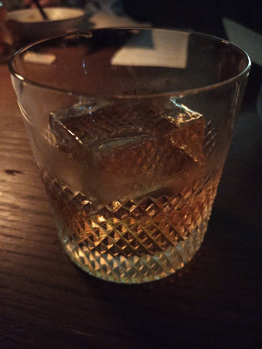 aki403973955's tweet photo. ブルーノートプレイスでスタッグJrのロック飲んでます。山﨑ユリエ先生素敵でした！ https://t.co/xl7NEahRVv