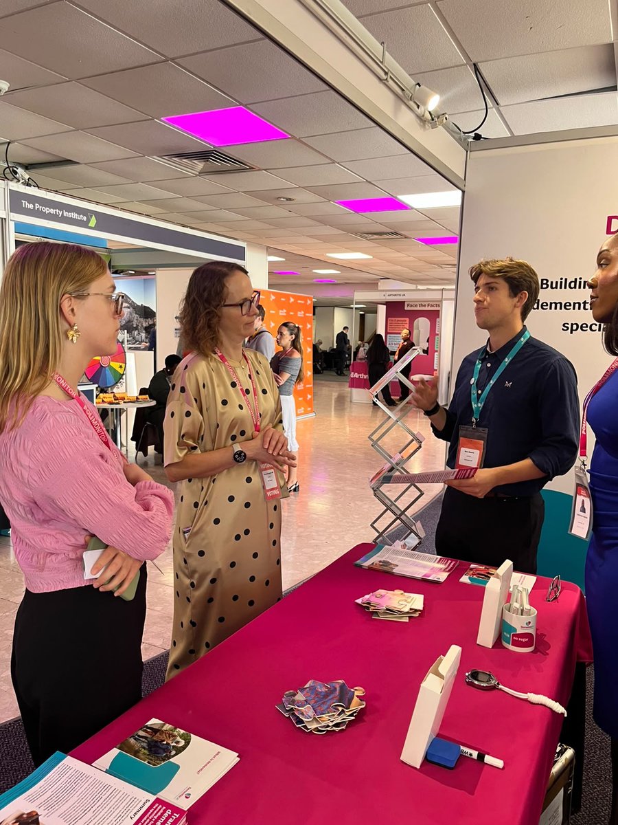 DementiaUK's tweet photo. That’s a wrap on #LDConf! We spoke to 39 MPs and Peers about #PromiseToCare, and how they can help push for better dementia care. 💙

Next stop: #LabourConference. Help keep the momentum going by asking your MP to meet us: https://t.co/87LtkAsctA https://t.co/tTBZpacgyq