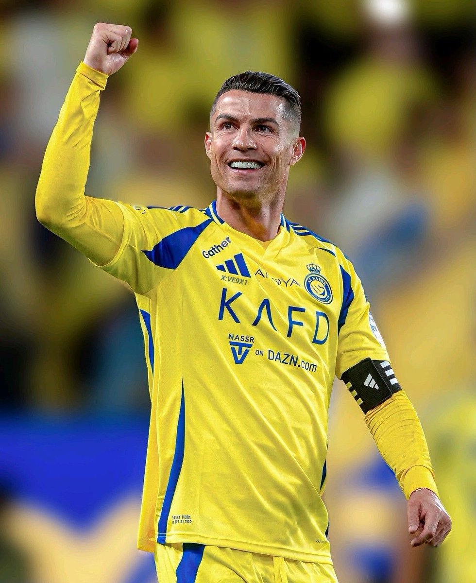 MillyDanielUtd's tweet photo. God of Soccer!! ⚽ 

Yes or no ? https://t.co/YgNxmvfAhv