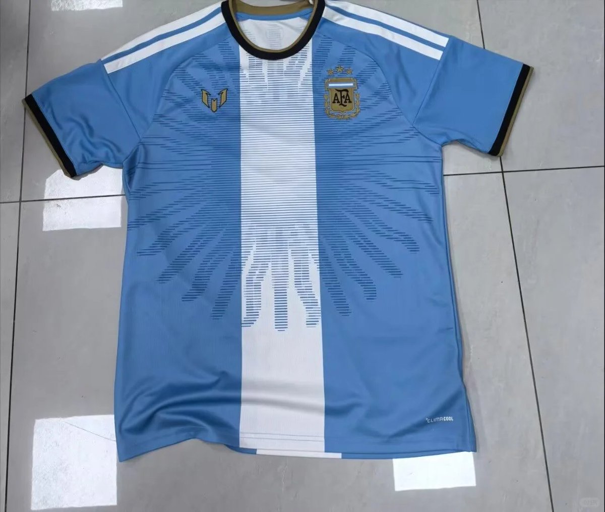 _kitsdo_7777's tweet photo. La camiseta de despedida de Messi con la selección argentina. https://t.co/2iV4zbdDqB