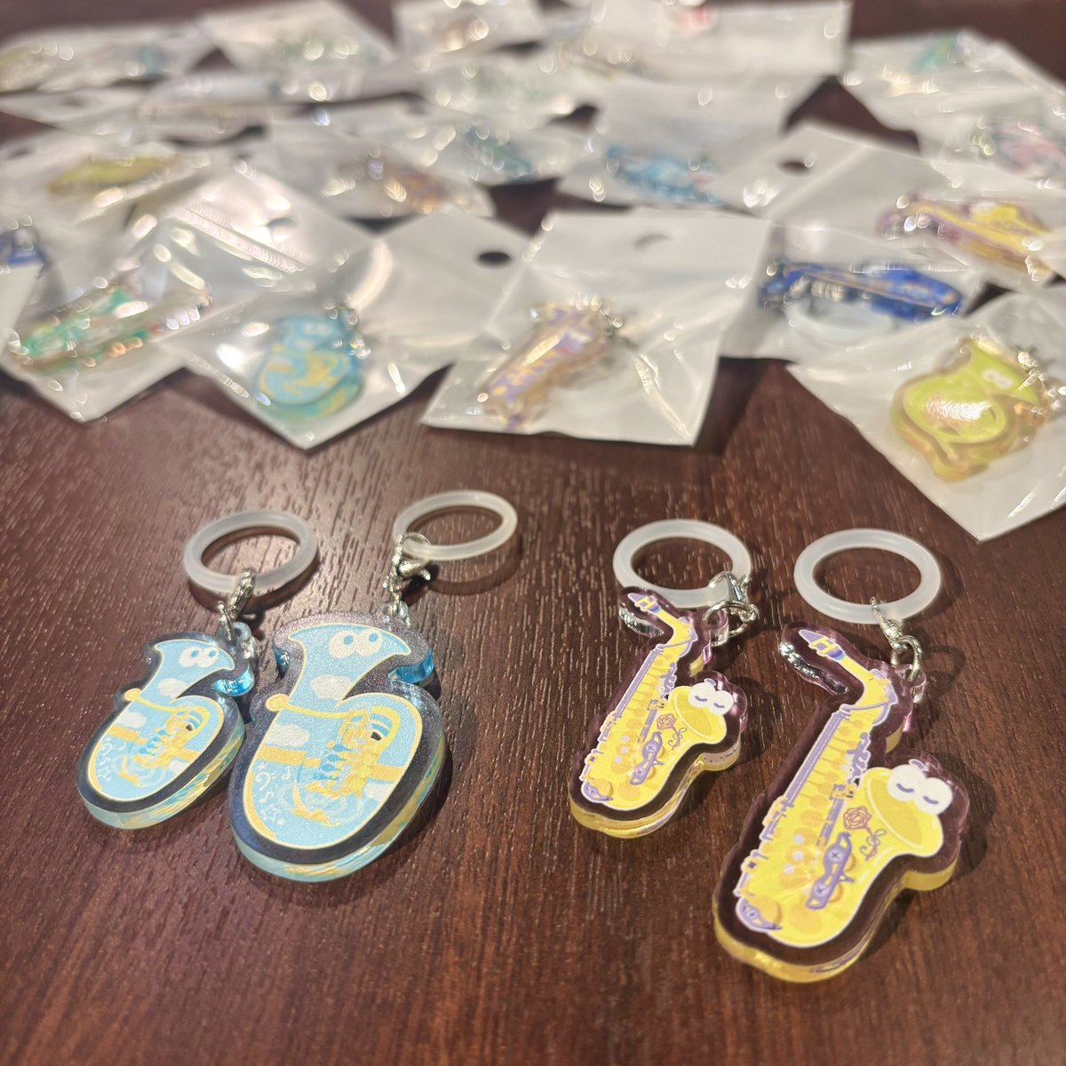 MIKIGAKKI_WIND's tweet photo. 〈Wind Forest info.📢〉
とぅいんくる☆＠oto_twinkle よりめじるしチャームの小さいサイズが登場🐥🫧

シーンや用途に合わせて、サイズが選べるようになりました🎶
大阪駅前第2ビルのポップアップストアにて販売しております！

パートの仲間や友達へのプレゼントにいかがでしょうか🎁 https://t.co/QleSLGatVb