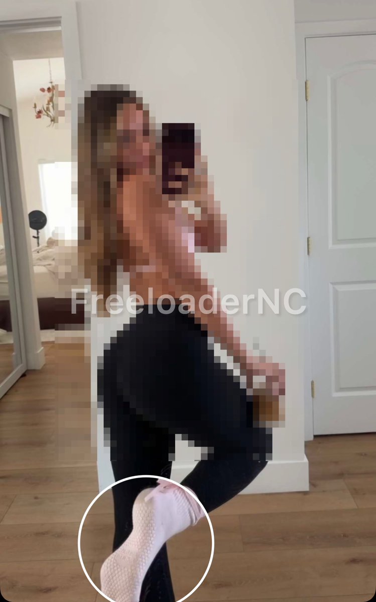 CensoredSlopNC's tweet photo. Early morning censored foot slop 22

Findom freeloader https://t.co/FnFwJ4Adha