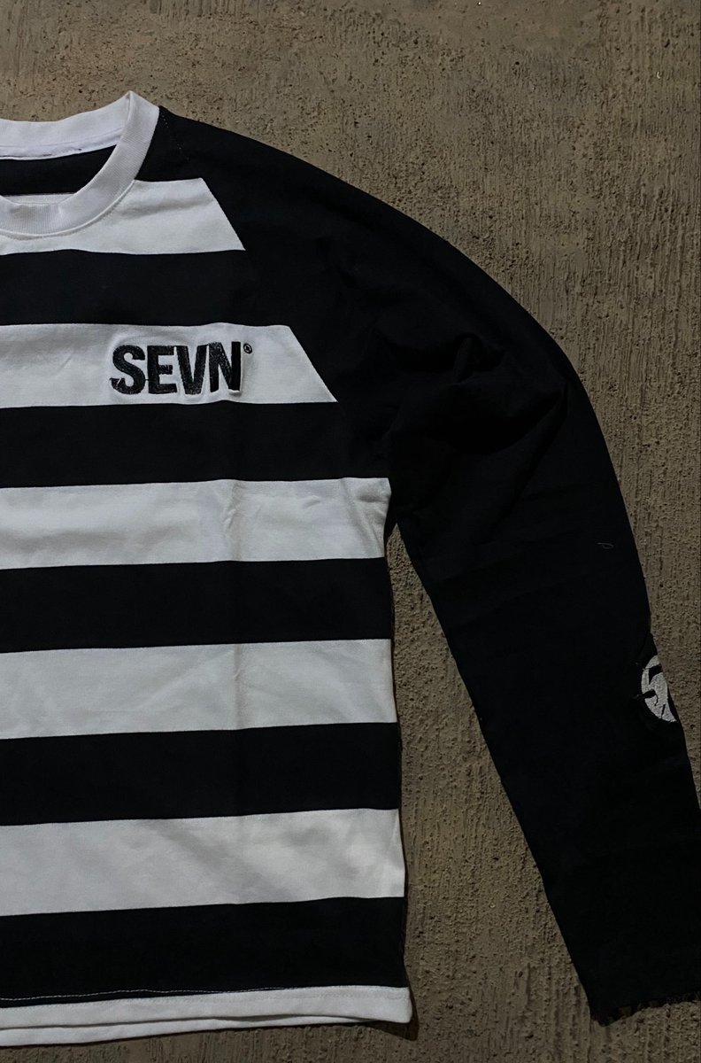 sethphinnias__'s tweet photo. SEVN STRIPE TEE
29th september https://t.co/8Bz1NVdsky