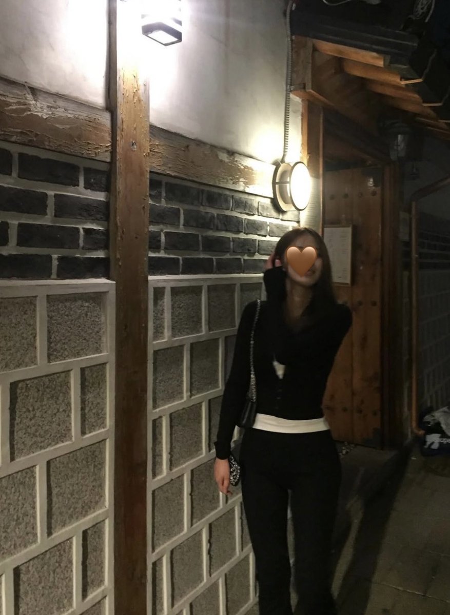 chaevelynn's tweet photo. 추울거면 차라리 한국에서 추워할래…🥲

요즘따라 한국의 시원한 바람이 그리워져서 방학때 가기로 결심했고, 그니까 좀만 버텨 ,,,, https://t.co/Hd0uMu9uN2