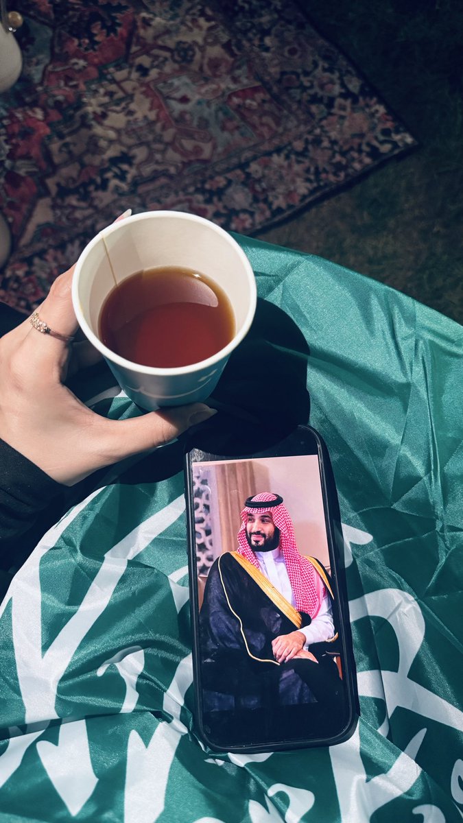 Reemk128's tweet photo. لو خُيرت في الأوطان مرةً..
لاخترت السعودية في كل مرةٍ🇸🇦❣️.. https://t.co/wxLm5l8xQN