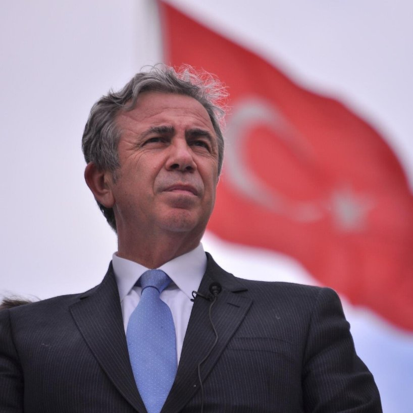 bpthaber's tweet photo. SON DAKİKA | Ankara Büyükşehir Belediye Başkanı Mansur Yavaş, CHP'den istifa etti. https://t.co/f45bY4rmF1