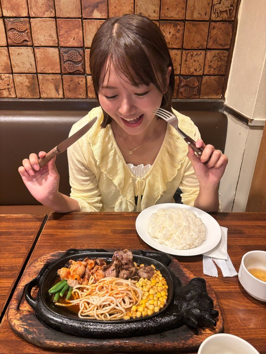 _miyazakisaya's tweet photo. お仕事・ご飯・岩盤浴…
たまーに運動とか行ってみちゃったり
お仕事もあったけど
息抜きもできたシルバーウィーク。
ゆっくりできた。
でもでも、明日から普通の日で安心してます。
やっぱお仕事で忙しい方が楽しい。🥹
⁡だらけてまう。
雨続きだったけど
皆さんもゆっくり休めましたでしょうか？🍵 https://t.co/PrSMZQ2pZF