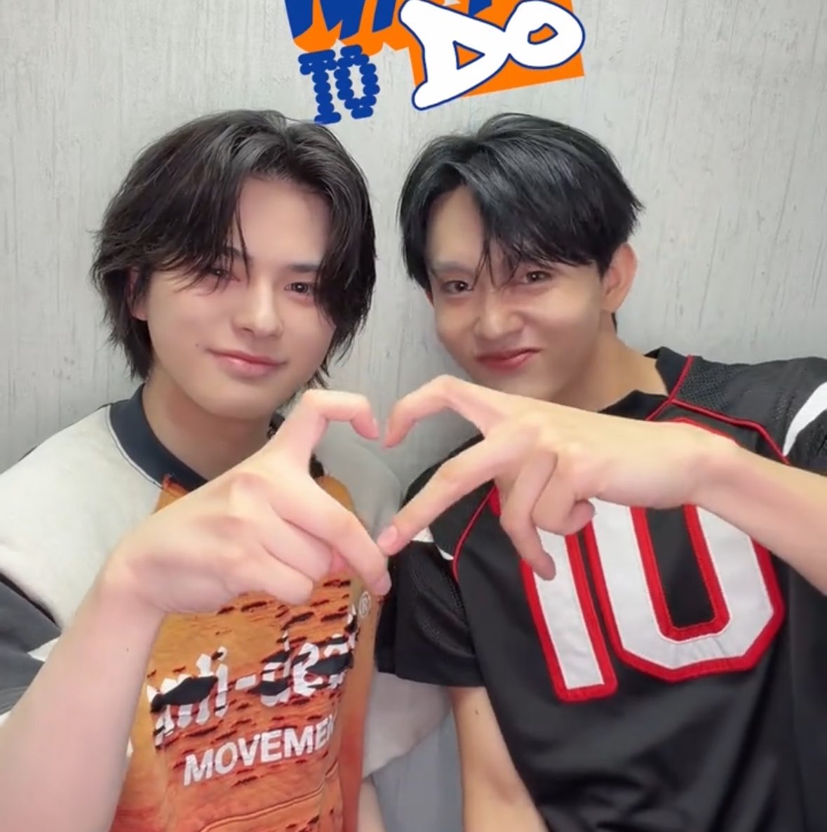 loi3_s's tweet photo. 背高い人間特有の、相手に合わせる感じが堪らないすね............................................................(おれも比較的デカ人間だからよくやる) https://t.co/wRqv9Brjvc