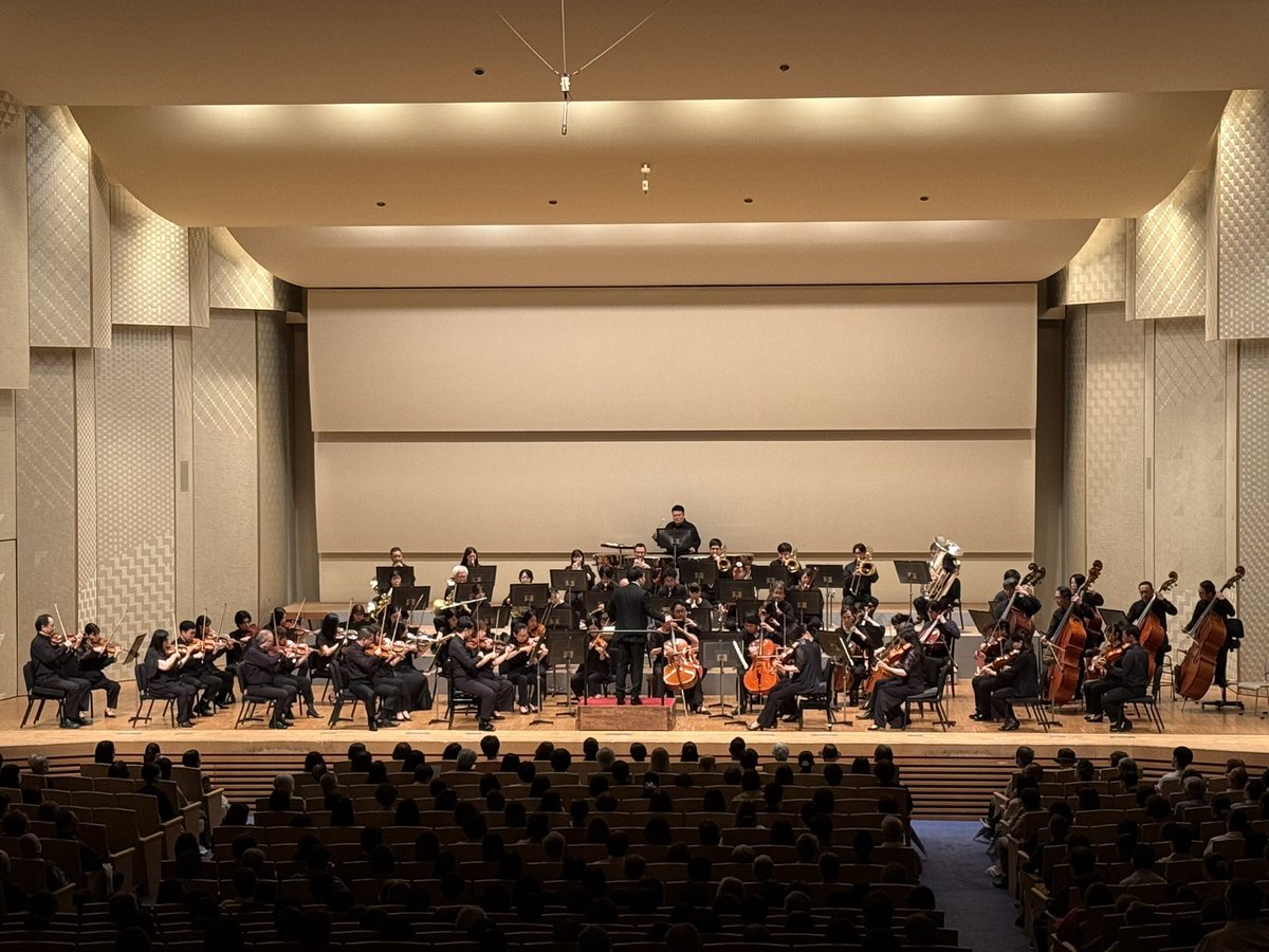 gunkyo_official's tweet photo. 県民音楽のひろば @kiryu_bunka 
群響クラシックスペシャル
ご来場誠にありがとうございました‼️

大井駿マエストロ、ピアノ牛田智大さんと共に美しくもエネルギーに満ち溢れたコンサート🎵お楽しみいただけましたか😉✨

アンコール
✔️🎹牛田智大さん
ブラームス/6つの小品 Op.118-2間奏曲

✔️チャイコフスキー/弦楽セレナード 第2楽章 ワルツ

今後も県内各地で県民音楽のひろば公演が続きます！お楽しみに‼️