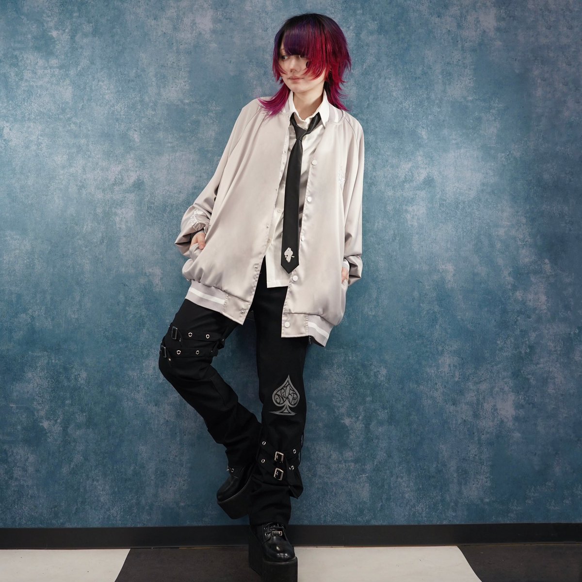 NieR_tokyo's tweet photo. 🎁本日〆切プレゼント企画🎁

刺繍デザインSATIN LIKE LIGHT BLOUSON

🎁2名様にプレゼント🎁

◼応募方法
フォロー(@NieR_tokyo) &amp; リポスト
◼締切〆  本日24時

ユニセックスアイテムです❣️

是非ご参加ください🙇‍♂️🙇‍♀️ https://t.co/5KbTM7vkbd