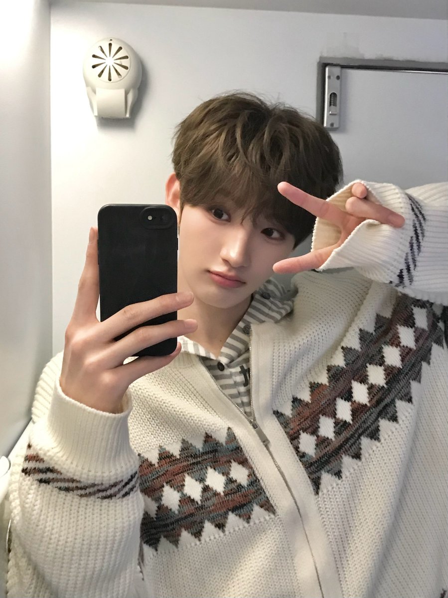 idntt_cosmo's tweet photo. ꒰(´,,ᴖ ᴖ,,｀)꒱

#idntt #아이덴티티
#unevermet #김희주 #kimheeju https://t.co/5zm9Ysxt6p