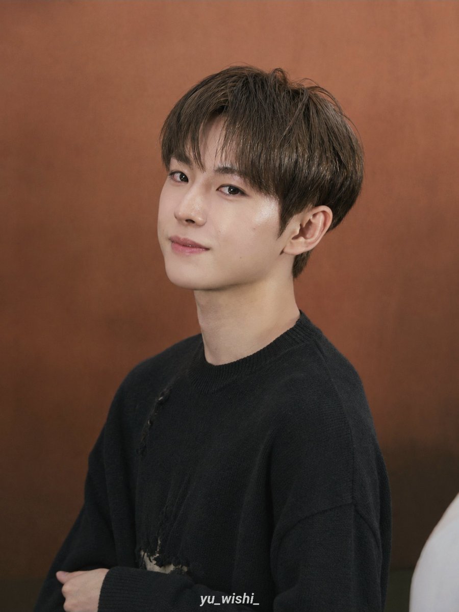 halmiku_'s tweet photo. 대 존 잘 큐 티 미 남 유 우 시
최근 본 우시 사진중에 가장 심장을 강타함💥 https://t.co/EozWzIuKs0